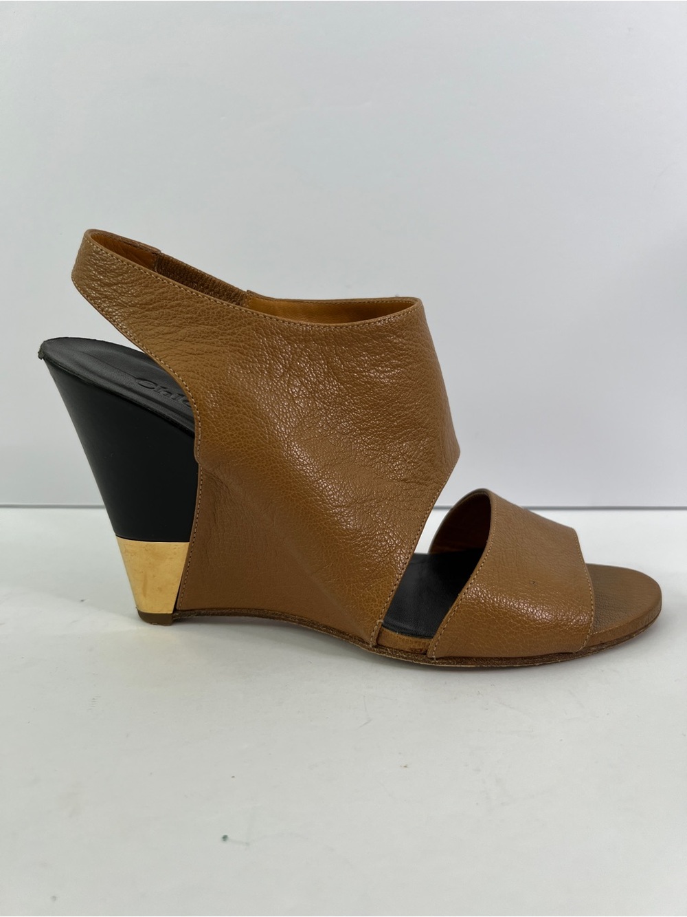 Chloe Camel Tan Leather Curved Cutout Wedge Pump Heels Size 38